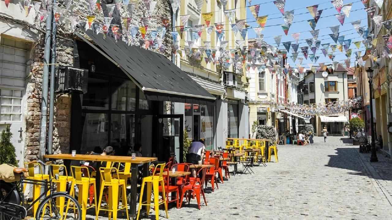 Sunflower Apartment City Center Plovdiv Buitenkant foto