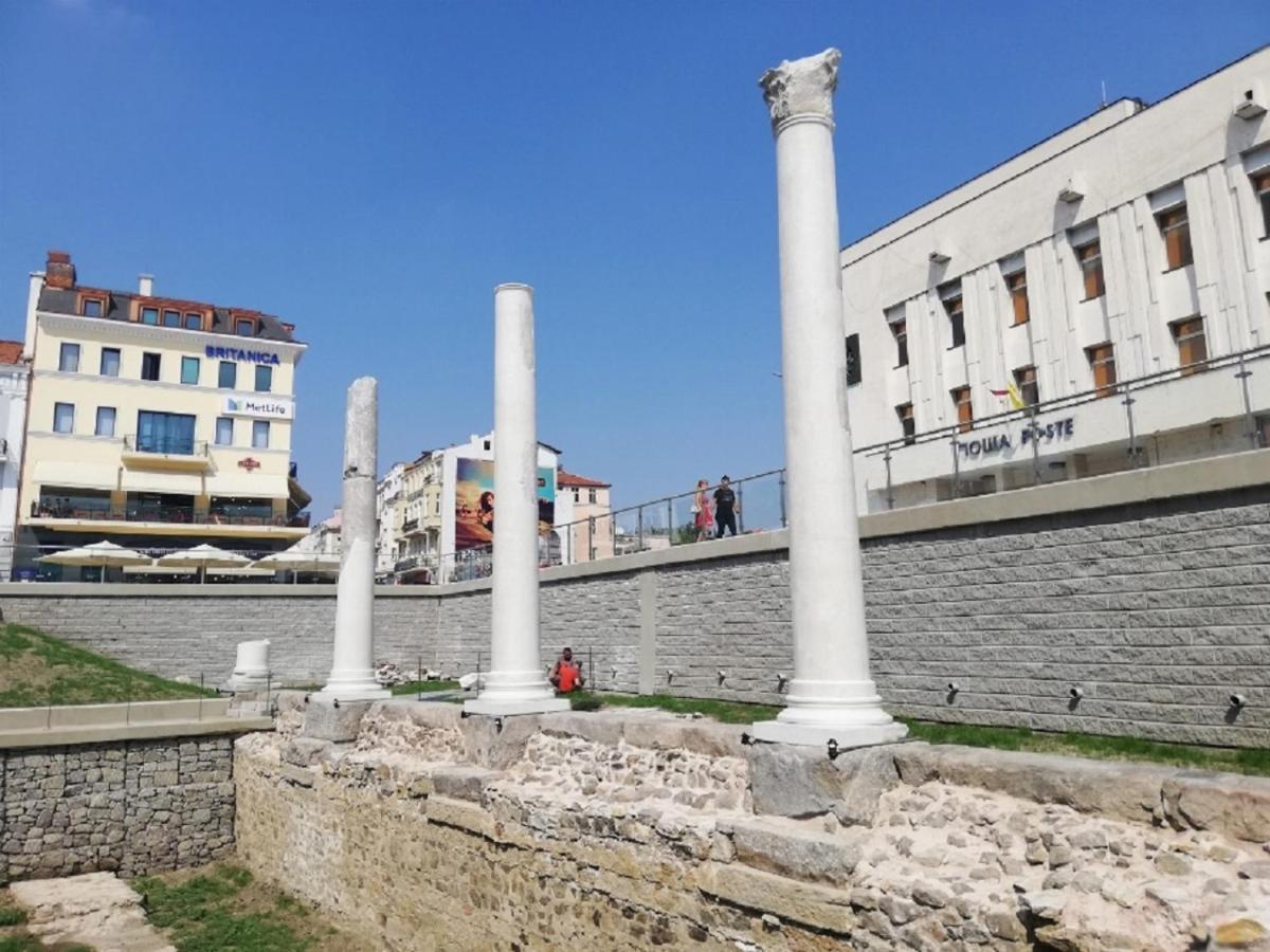 Sunflower Apartment City Center Plovdiv Buitenkant foto
